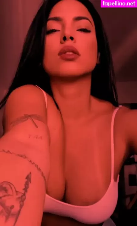 Juju Bellini OnlyFans Thumbnail #yGKCcaHHsz