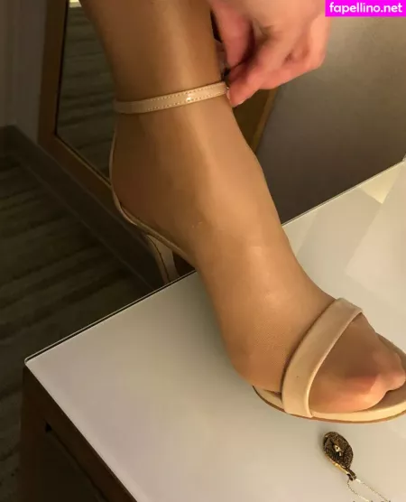 Jul4le OnlyFans Thumbnail #JjyDmpyP9W