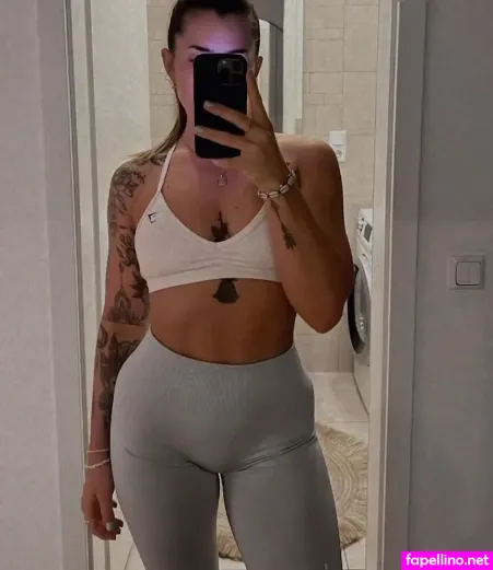Juleesrules OnlyFans Thumbnail #PhTlr5xCXT