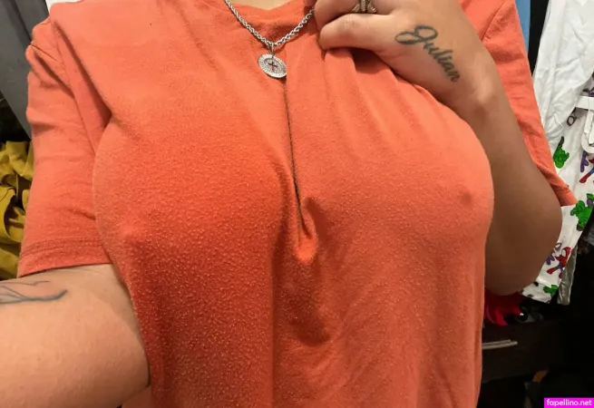 Julerriamor2 OnlyFans Thumbnail #BAeSH6Jfzw