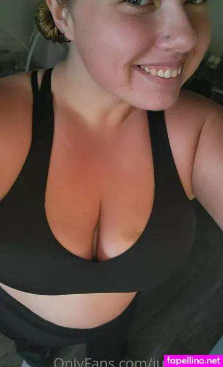 Jules 1196 OnlyFans Thumbnail #NV0wqk1me4