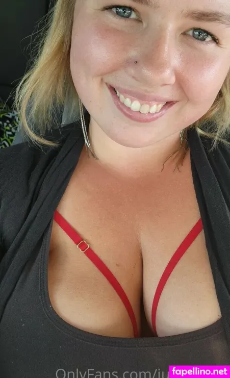 Jules 1196 OnlyFans Thumbnail #h8gxFt3IYa