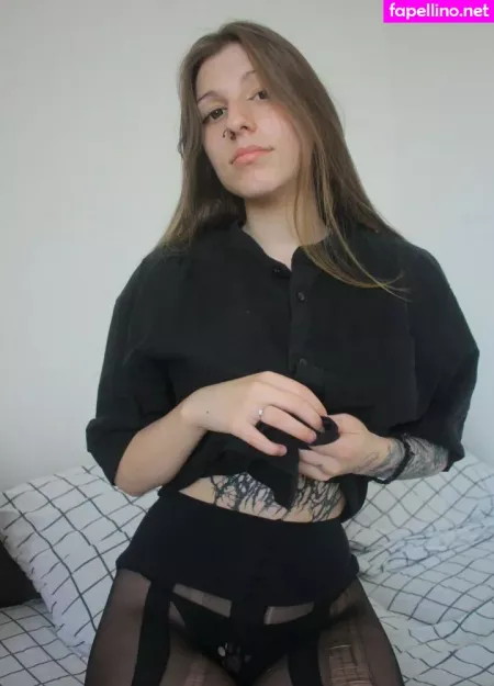 Jules Feet OnlyFans Thumbnail #S8siyfUsGW