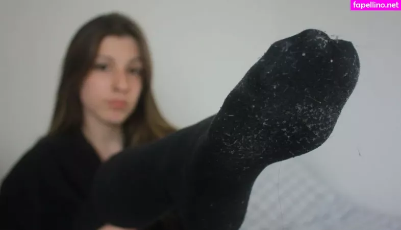 Jules Feet OnlyFans Thumbnail #hXgKsNf0T2