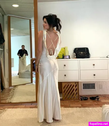 Jules Leblanc Annie Leblanc OnlyFans Thumbnail #0zQMbxdxvl
