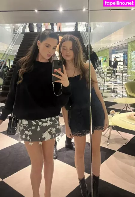 Jules Leblanc OnlyFans Thumbnail #0XBZ90iCcz