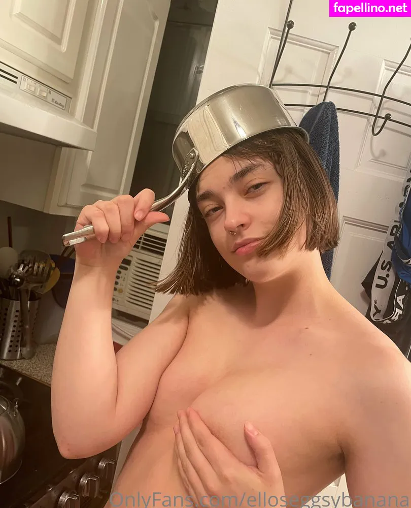 elloseggsybanana, julesaroscoe, pattyestelle Nude Leaked OnlyFans Photo #nvDcq9MbYj