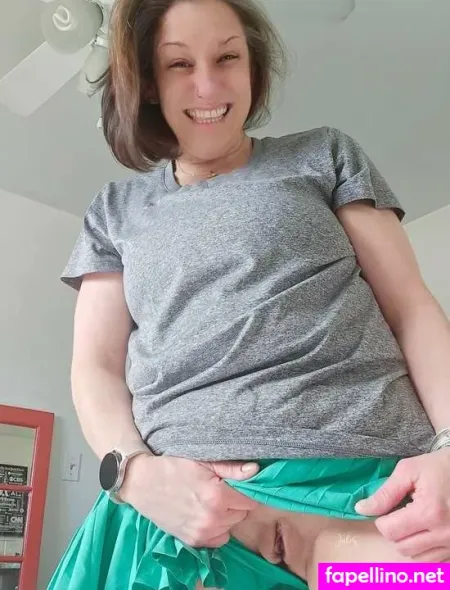 Jules17952 OnlyFans Thumbnail #riuO92NmvD