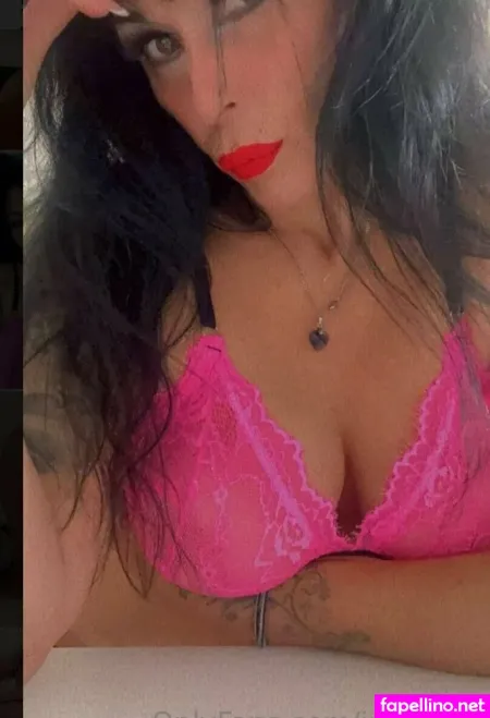 Julesfree OnlyFans Thumbnail #w4f3FEKrPE