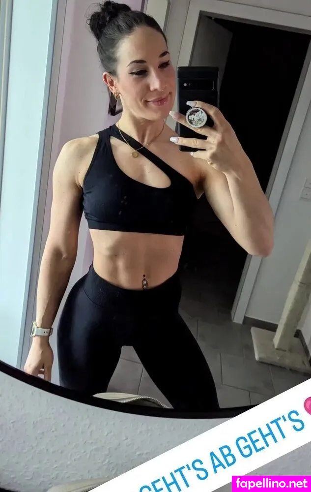 jule.thefox Nude Leaked OnlyFans Photo #7MLY1PHFzf