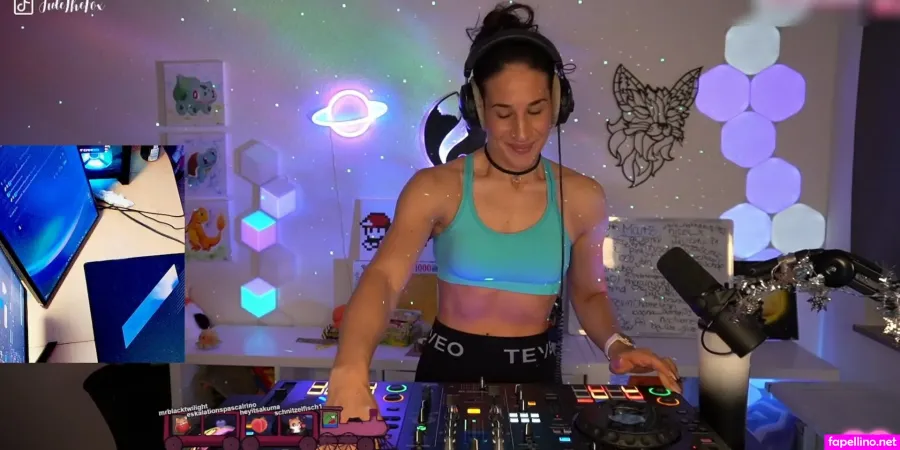 Julethefox OnlyFans Thumbnail #BwjKvAZRFU