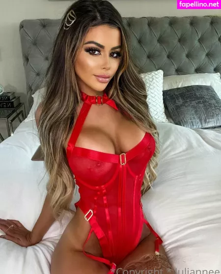 Juli Annee 1 OnlyFans Thumbnail #CeU3GigMyC