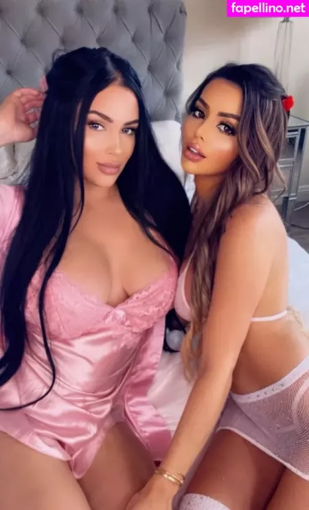 Juli Annee 1 OnlyFans Thumbnail #DvPeEU3qQc