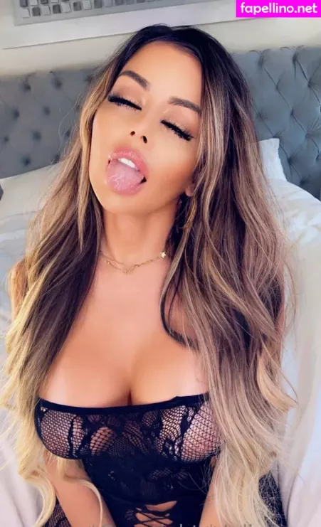 Juli Annee 1 OnlyFans Thumbnail #Jqmq7tUneR