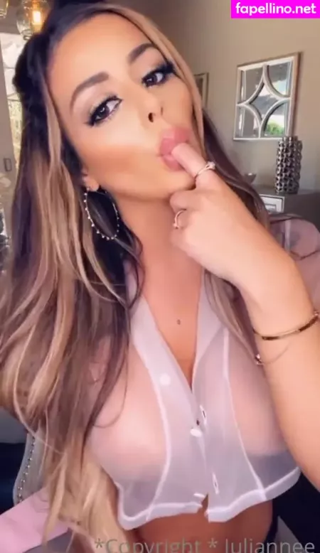 Juli Annee 1 OnlyFans Thumbnail #buSmdQcFID