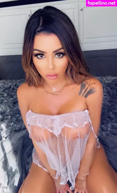 Juli Annee 1 OnlyFans Thumbnail #d1SXgYDSkX
