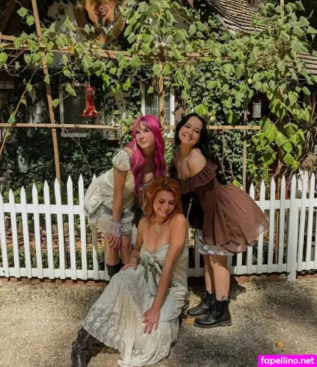 Juli Gracee OnlyFans Thumbnail #NRU3DmKkSb