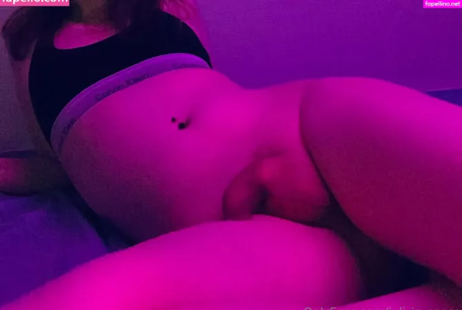 Juli In Space OnlyFans Thumbnail #FA40QvHRxu