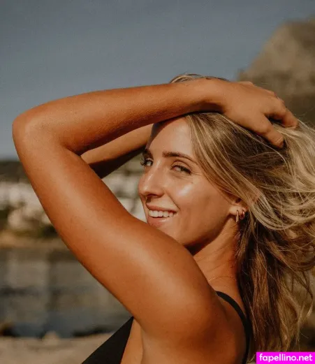 Juli Kleinhans OnlyFans Thumbnail #0TXWVW0cFF