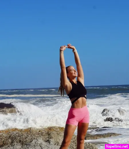 Juli Kleinhans OnlyFans Thumbnail #svZczbowXY