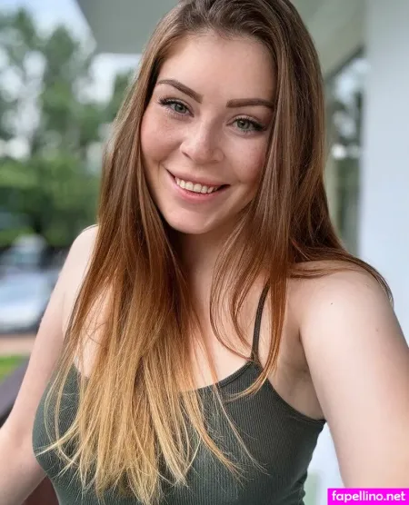 Juli M00n OnlyFans Thumbnail #Aqz8DxM2I4