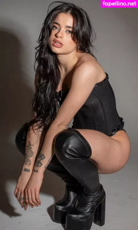 Juli Savioli OnlyFans Thumbnail #hcnfoTa9pe