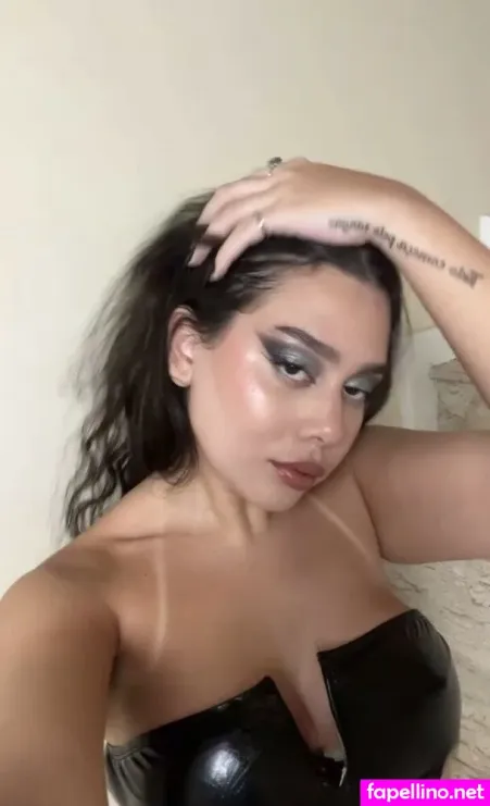 Julia Alvarenga OnlyFans Thumbnail #RMgOPoefT0