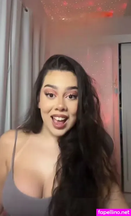 Julia Alvarenga OnlyFans Thumbnail #bNguu0Ally