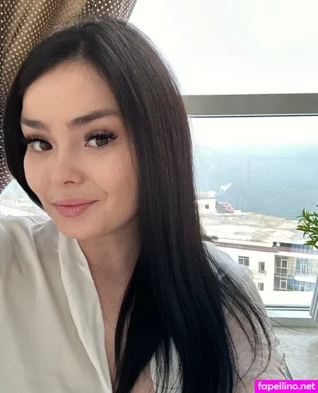 Julia Astoria OnlyFans Thumbnail #vavr0MZP49