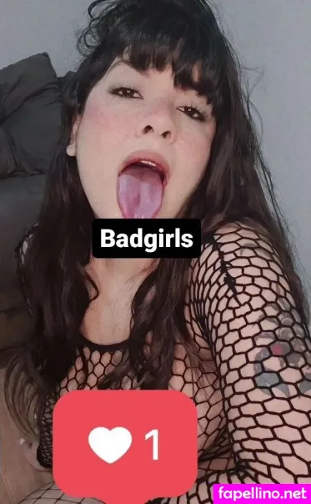 Julia Azevedo Main Profile Photo
