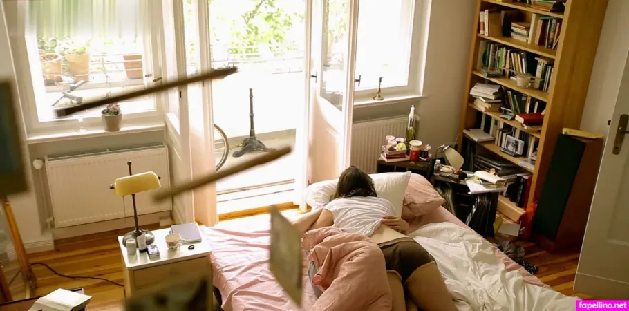 Julia Becker Main Profile Photo