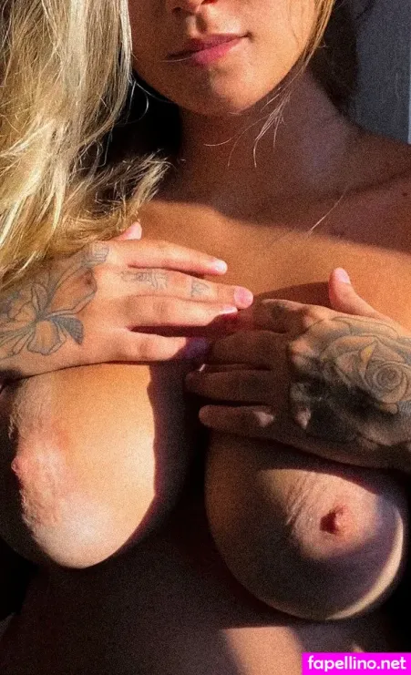 Julia Bhering OnlyFans Thumbnail #nw1mddFsyF