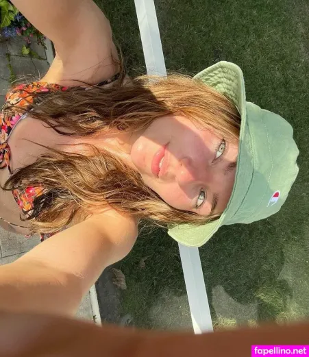 Julia Brower OnlyFans Thumbnail #i3eLMyg2lG