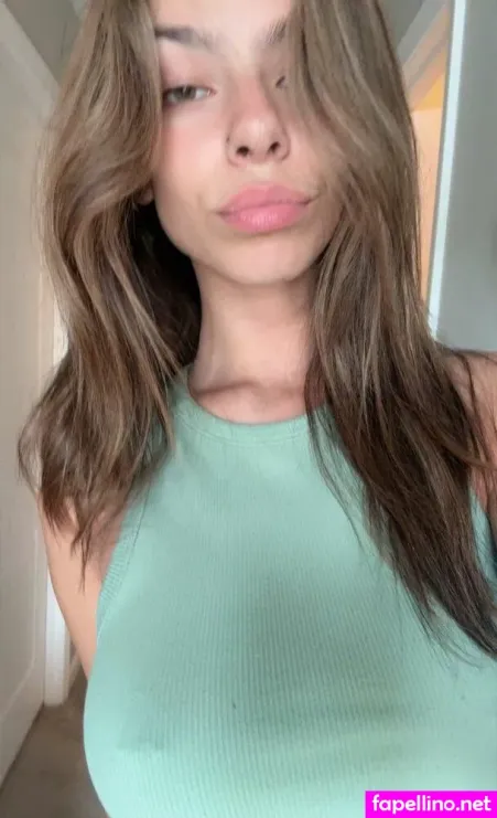 Julia Carrano OnlyFans Thumbnail #NPLobKrDoK