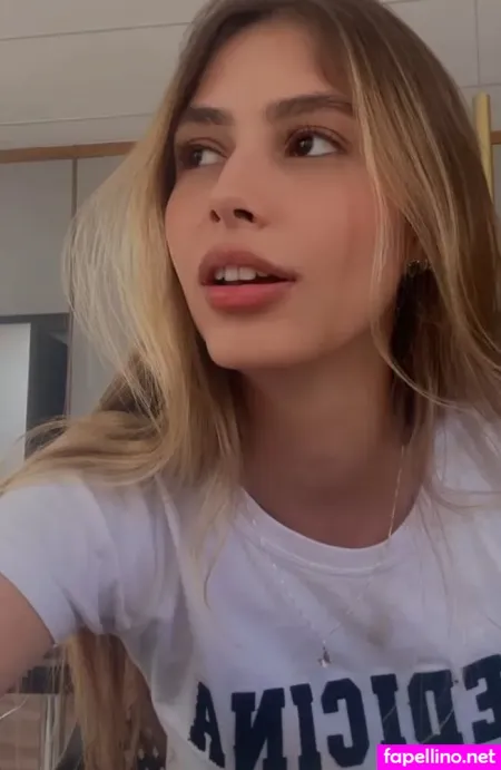 Julia Castrom OnlyFans Thumbnail #9JT7GS3eHc