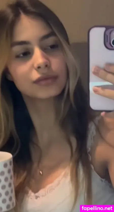 Julia Castrom OnlyFans Thumbnail #JlqUrLuccl