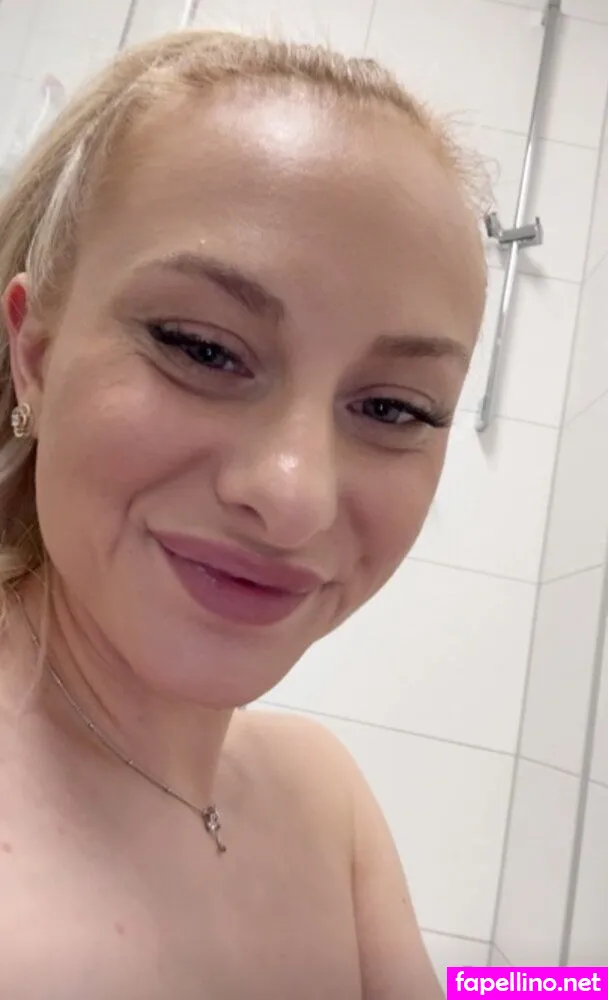 juliacatalinaa Nude Leaked OnlyFans Photo #5yv19H9H8I