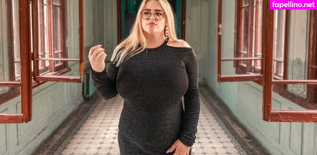 hellojuliarose, julia_cheg Nude Leaked OnlyFans Photo #OEL98eoEas