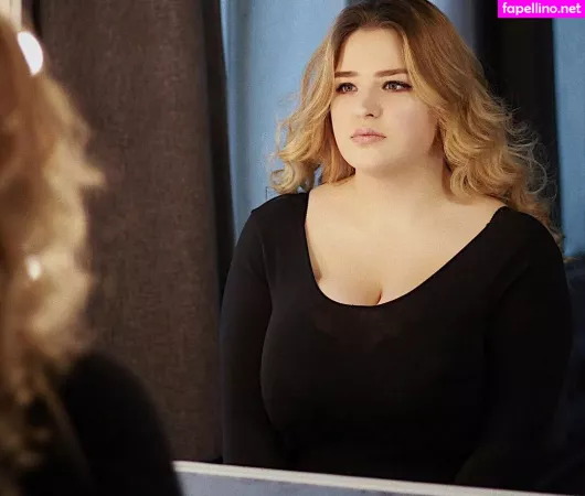 Julia Chegodar OnlyFans Thumbnail #OL5V4ig1zZ