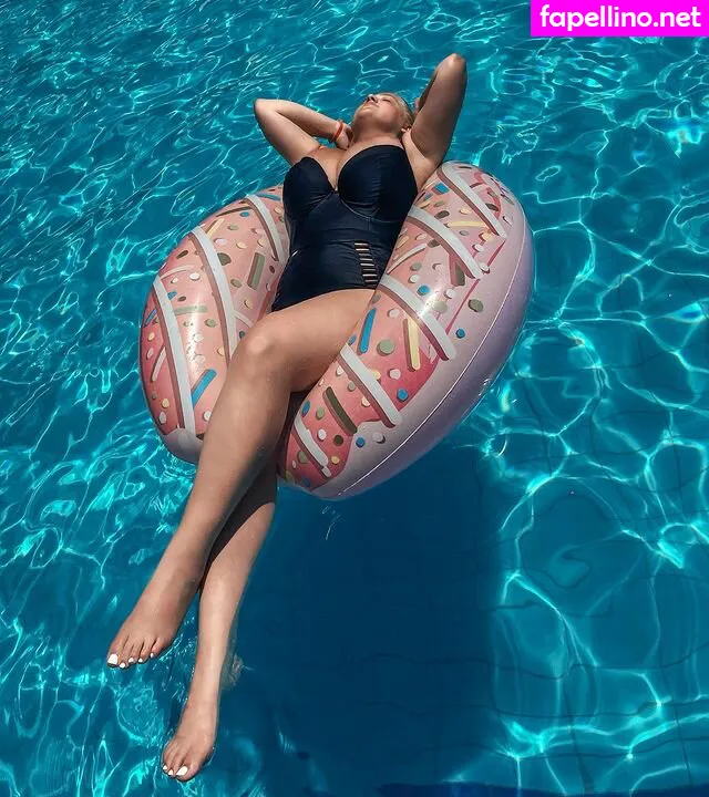 hellojuliarose, julia_cheg Nude Leaked OnlyFans Photo #zDhTcavpOI