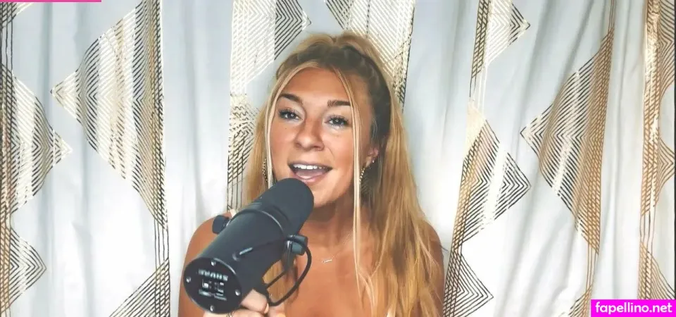 Julia Cole Main Profile Photo