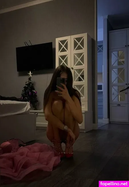 Julia Color OnlyFans Thumbnail #r4qQr2VgMp