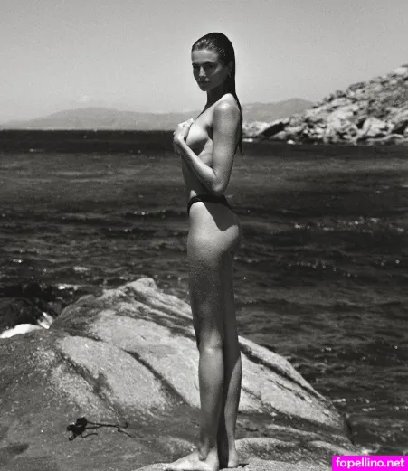 Julia Courtes OnlyFans Thumbnail #TCJaQgcosl