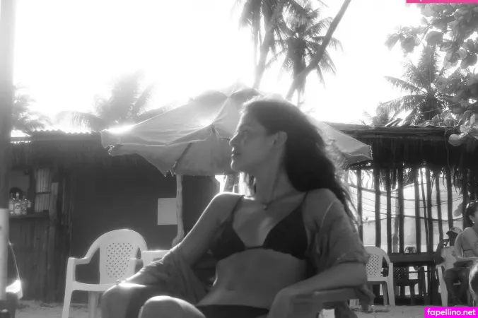 Julia Dalavia OnlyFans Thumbnail #aUznfQhLej