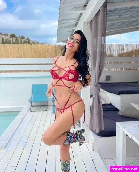 Julia De Lucia OnlyFans Thumbnail #Zg031dqfYR