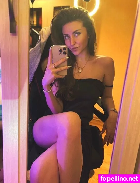 julia_delart Nude Leaked OnlyFans Photo #3Dn21enhFa