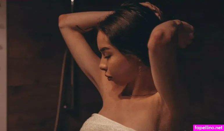 Julia Diamond OnlyFans Thumbnail #2AZnUBJ9l5