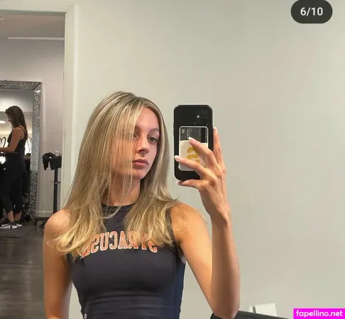 Julia Dicesare OnlyFans Thumbnail #npy7BEEXkz