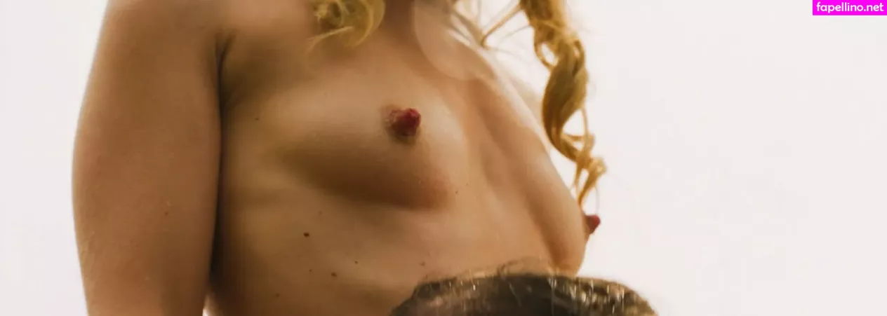 Julia Dietze OnlyFans Thumbnail #TOq0inaaNo