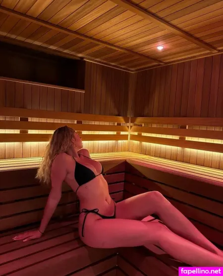 Julia Dolega OnlyFans Thumbnail #H09pGKO7jF